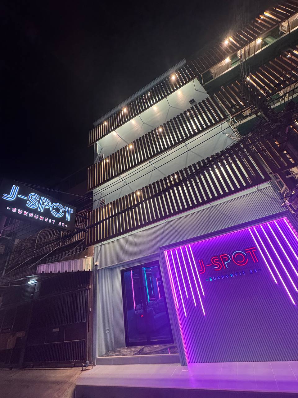 J-SPOT Premium Facility